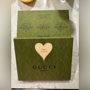 Empty Gucci flora box